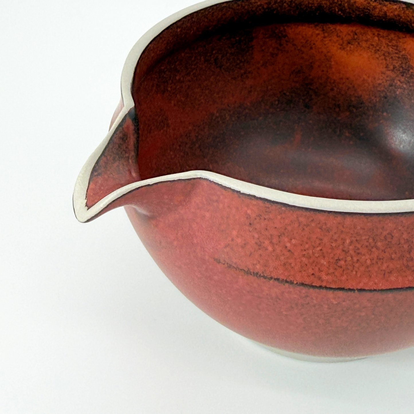 片口抹茶碗( 晩照・赤色) / Katakuchi Matcha Bowl – “ Bansho” Red(International)