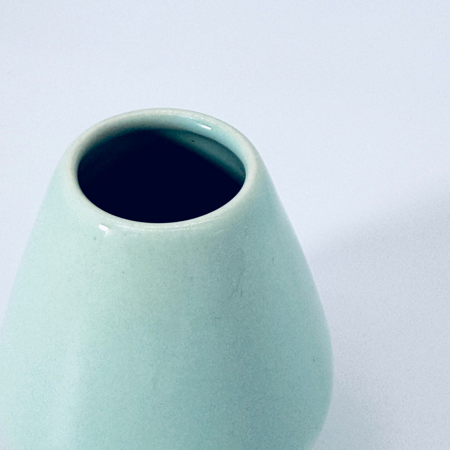 茶筅たて（青磁色） / Chasen Stand – Celadon(International)
