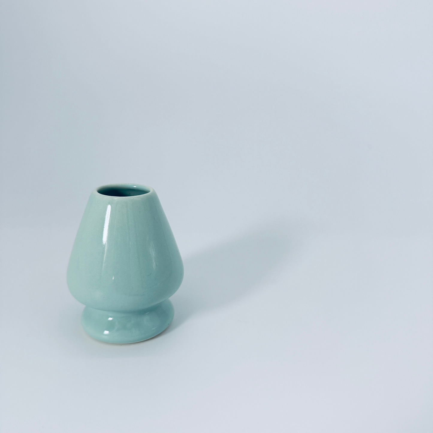 茶筅たて（青磁色） / Chasen Stand – Celadon(International)