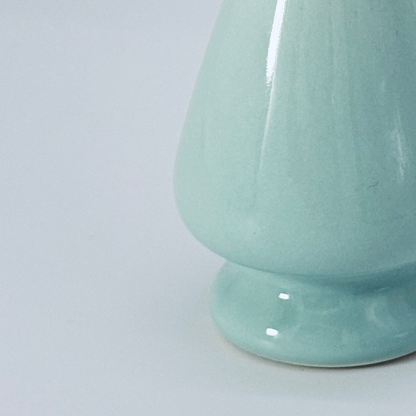 茶筅たて（青磁色） / Chasen Stand – Celadon(International)